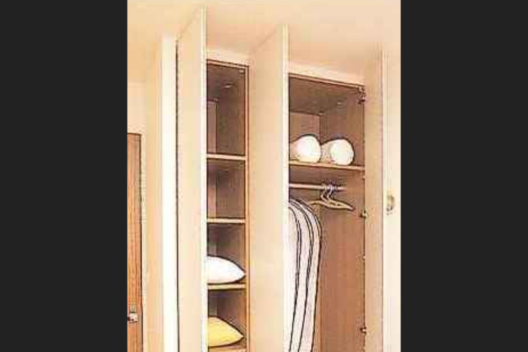 ガーデンヒルズ千里中央のシステムクロゼット