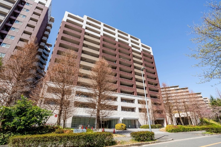 ガーデンヒルズ千里中央の外観2